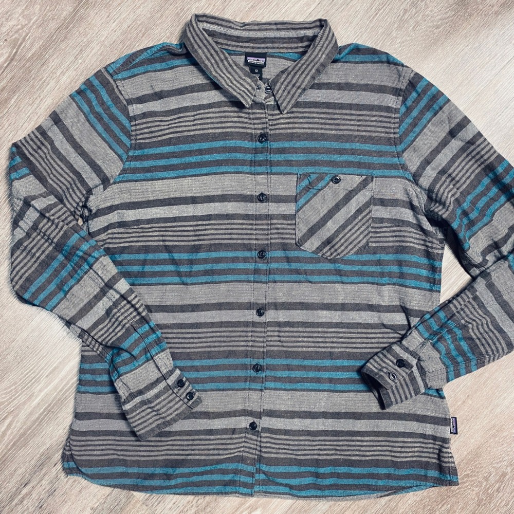 Patagonia Boys Fjord Flannel Shirt Size 12 Grey Blue Striped Organic Cotton